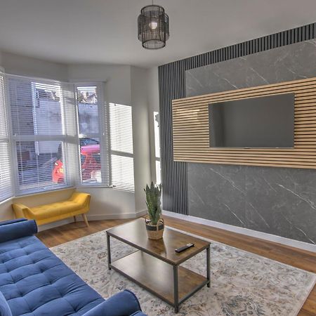 Stunning Brand New Home In St George Bristol Kültér fotó